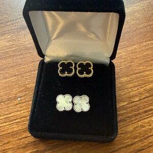 Elegant Gold and White Clover Earrings Set